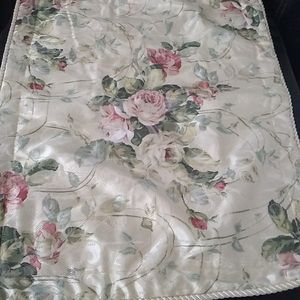 Burlington 2 Pillow Shams Standard Size  Floral Rose Prints Damask